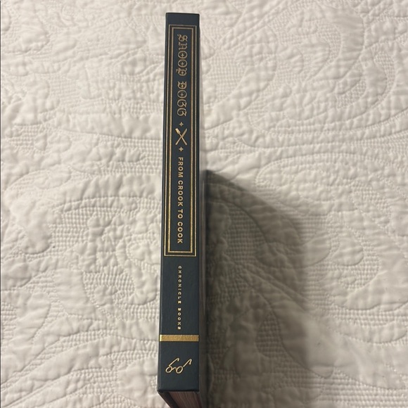 Snoop Dogg From Crook to Cook platinum recipes Tha Boss Dogg’s kitchen cookbook - Picture 5 of 6